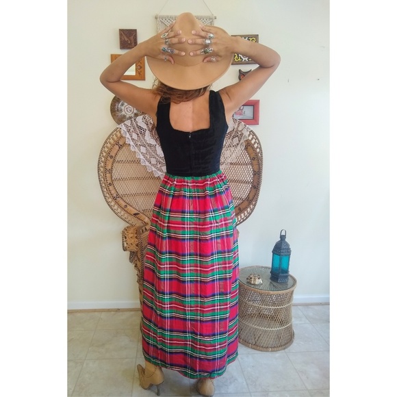 70s velvet and tartan/plaid gown - Picture 3 of 5